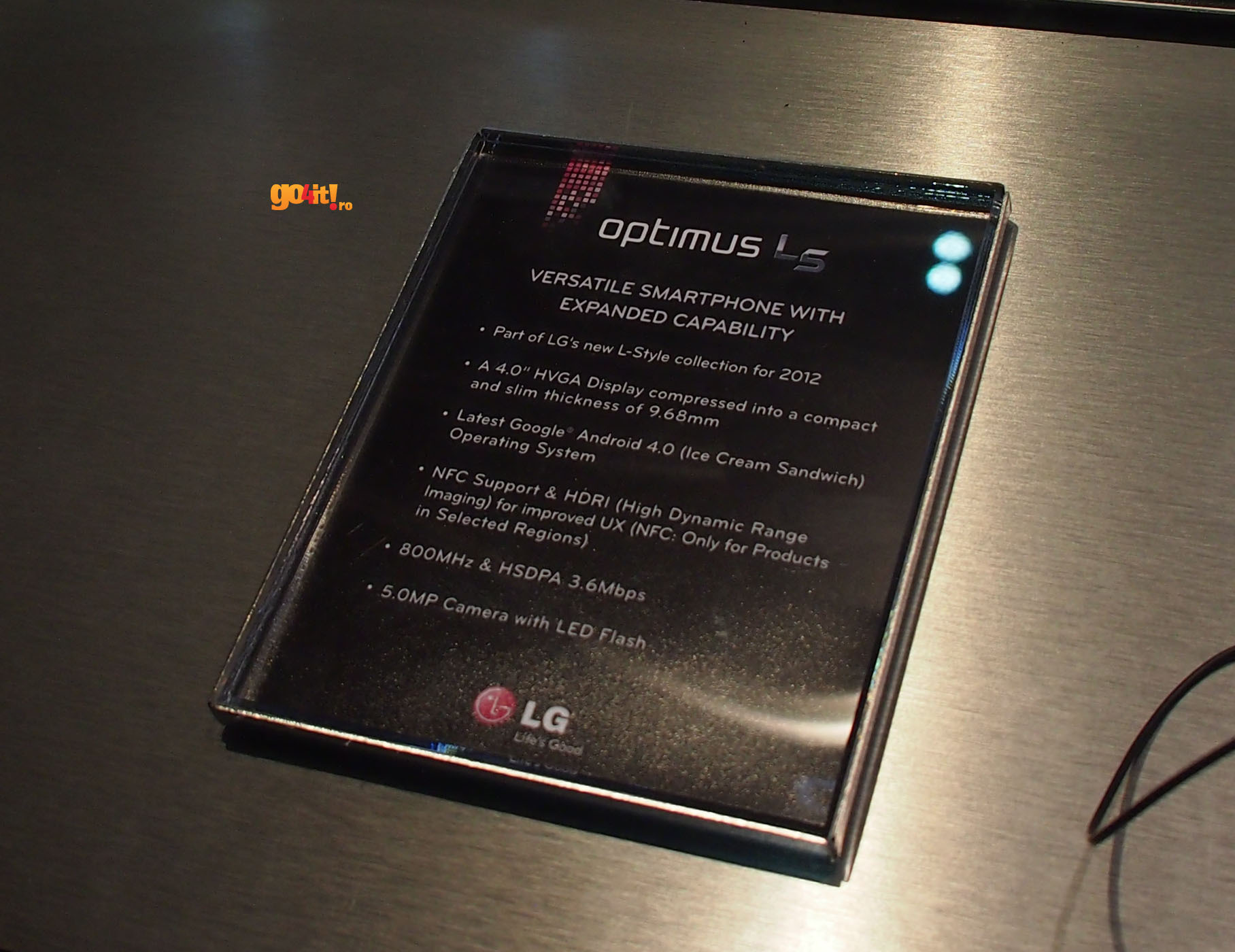 LG Optimus L5 - prezentare
