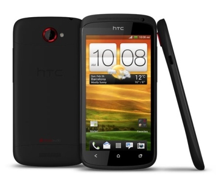 HTC One S - carcasa neagră a primit un tratament special