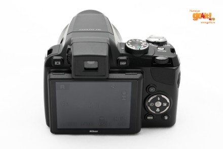 Nikon P90 - ecranul de 3