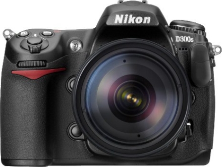 Nikon D300s, cu microfon încorporat Nikon D300s, cu microfon încorporat