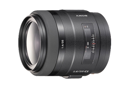 Sony G-Series 35 mm f/1.4 wide-angle Sony G-Series 35 mm f/1.4 wide-angle