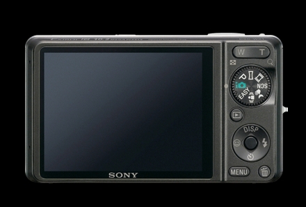 Camera oferă filmare HD şi fotografiere în rafală cu 10 fps Camera oferă filmare HD şi fotografiere în rafală cu 10 fps