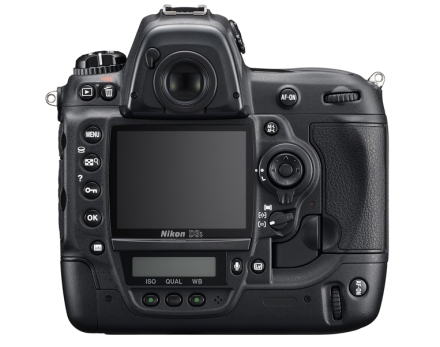 Nikon D3S are tot senzor de 12 MP ca şi D3 Nikon D3S are tot senzor de 12 MP ca şi D3