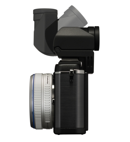 Pachetul va include un viewfinder electronic, dar costă cu 300 $ în plus Pachetul va include un viewfinder electronic, dar costă cu 300 $ în plus