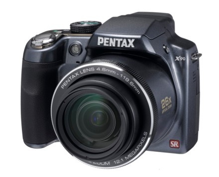 Pentax X90 - ultra-zoom 26x cu câteva funcţii atractive Pentax X90 - ultra-zoom 26x cu câteva funcţii atractive