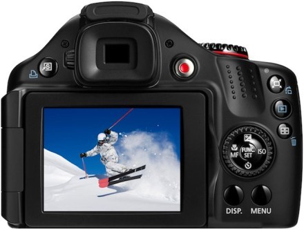 Canon SX30 IS - ecranul putea fi mai mare; la fel şi senzorul Canon SX30 IS - ecranul putea fi mai mare; la fel şi senzorul