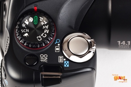 Canon SX30 IS - declanşatorul şi rotiţa pentru modurile de fotografiere