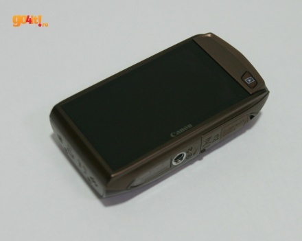 Canon IXUS 310 HS - ecranul capacitiv