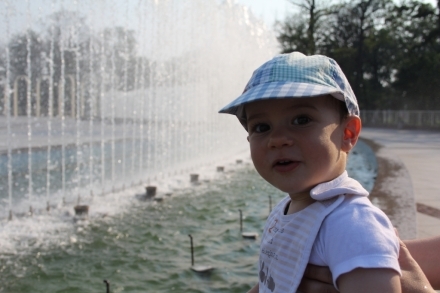 Număr F mic - fundalul nu se mai află în zona de clard