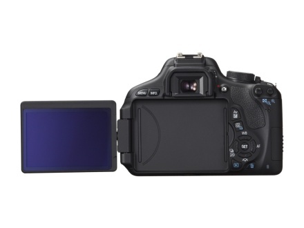 Canon 600D - ecranul rabatabil