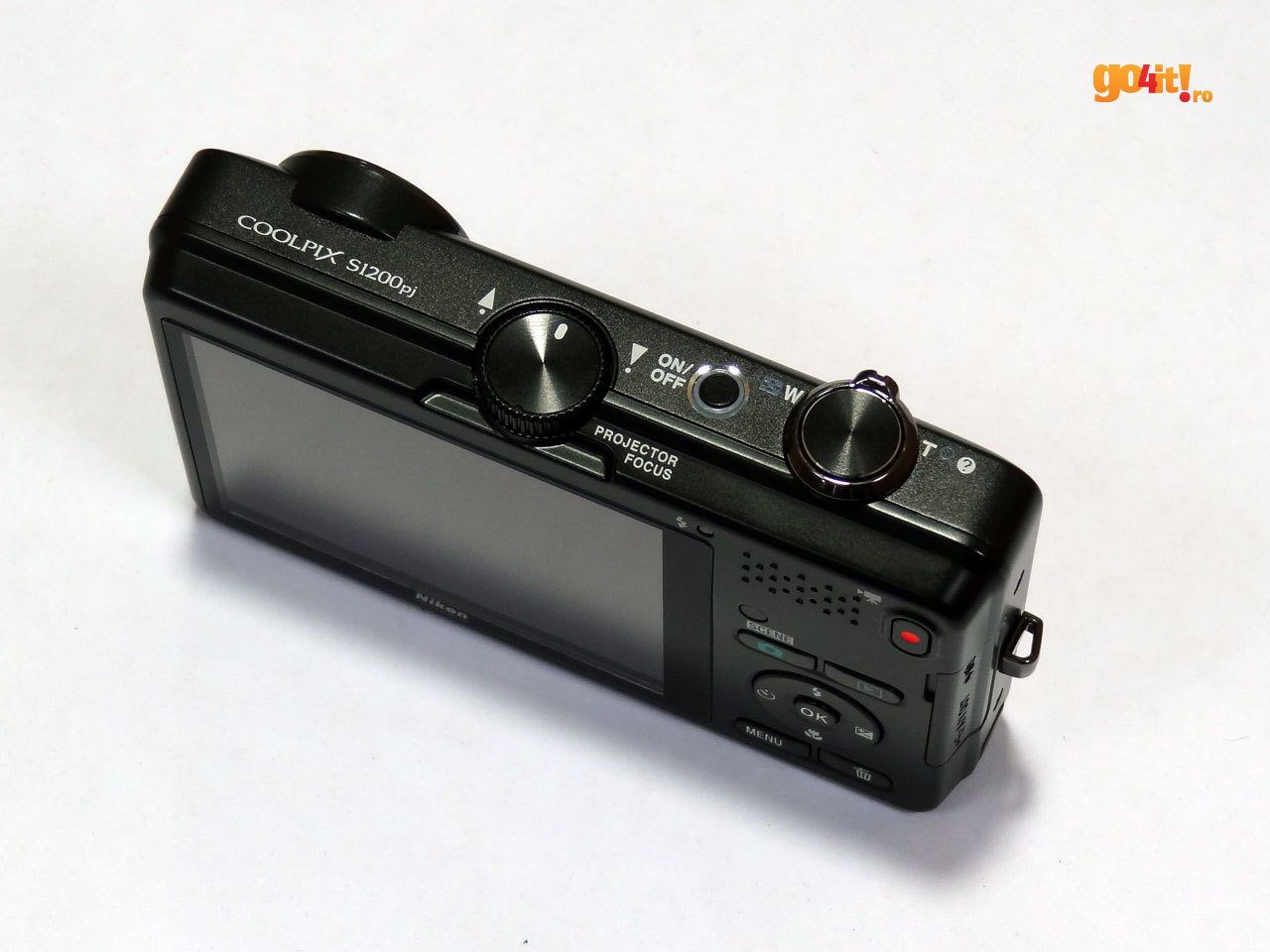Nikon S1200pj