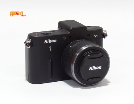 Nikon V1 - unul din cele două modele din seria Nikon 1