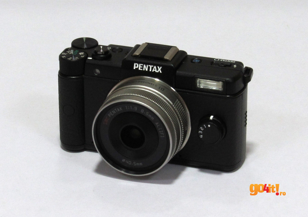 Pentax Q