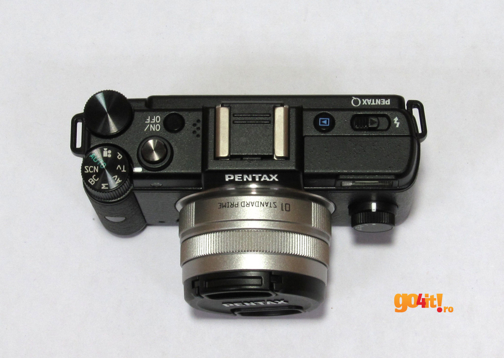 Pentax Q