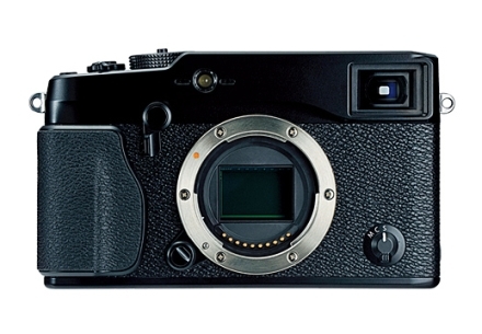 Fujifilm X-Pro1 - un senzor APS-C Fujifilm X-Pro1 - un senzor APS-C