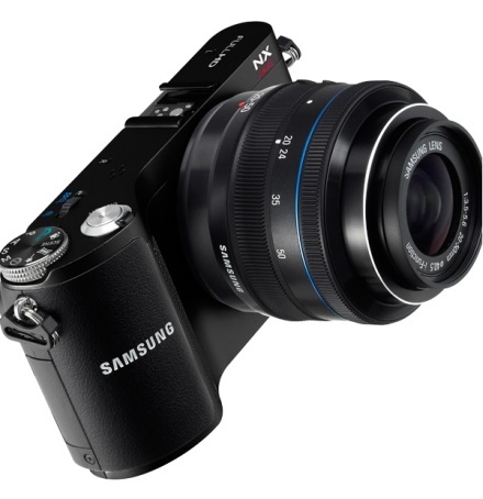 Samsung NX200 - un mirrorless aparte Samsung NX200 - un mirrorless aparte