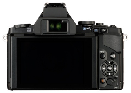 Olympus OM-D E-M5 - ecranul OLED rabatabil