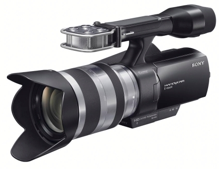 Sony NEX-VG10 - filmare full HD cu senzor de DSLR Sony NEX-VG10 - filmare full HD cu senzor de DSLR