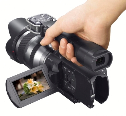 Sony NEX-VG10 - cameră video cu obiectiv detaşabil Sony NEX-VG10 - cameră video cu obiectiv detaşabil