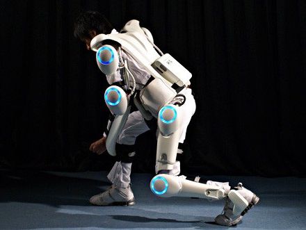 HAL, un costum robotic civil ce poate fi inchiriat