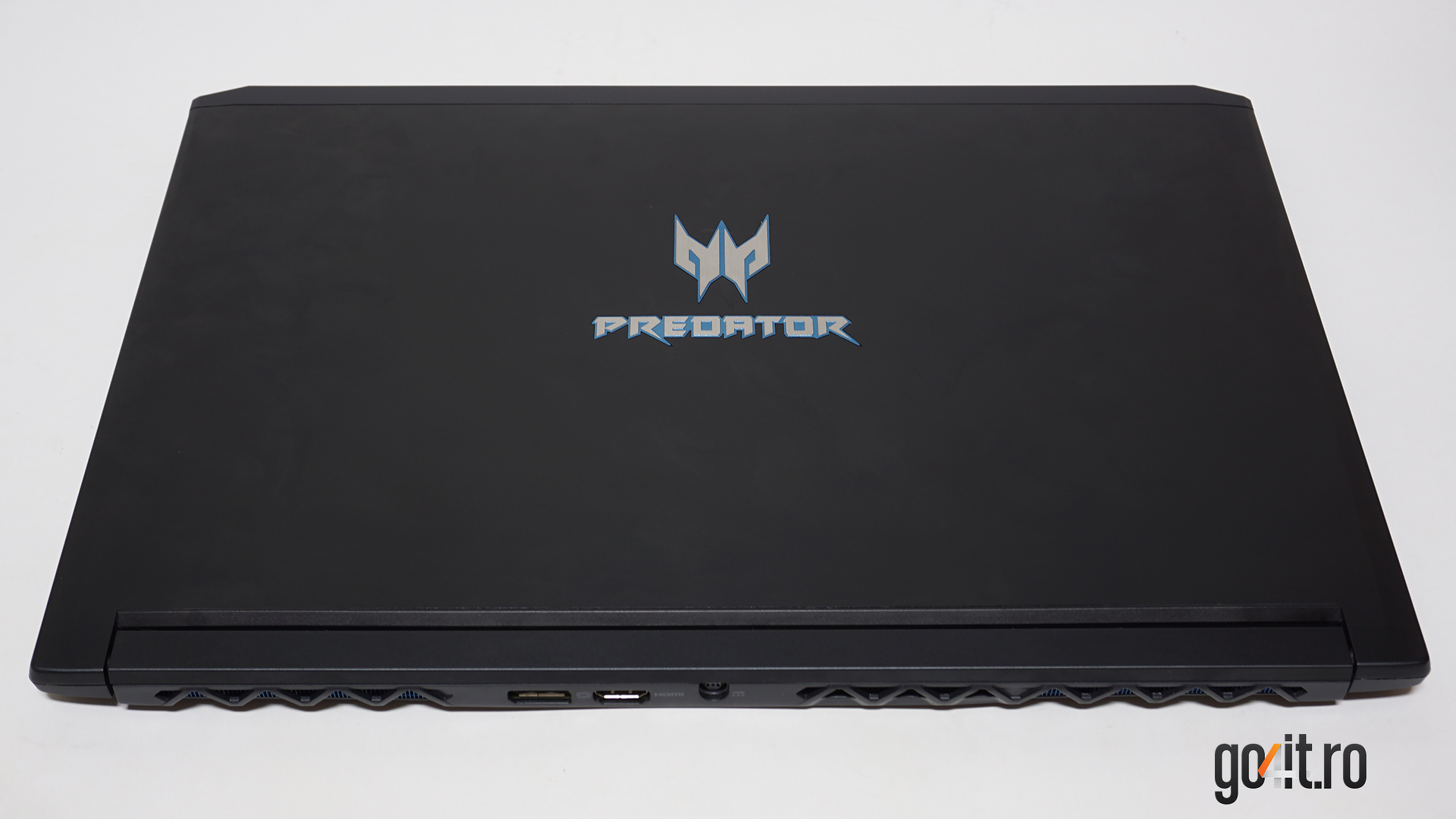 Acer Predator Triton 700