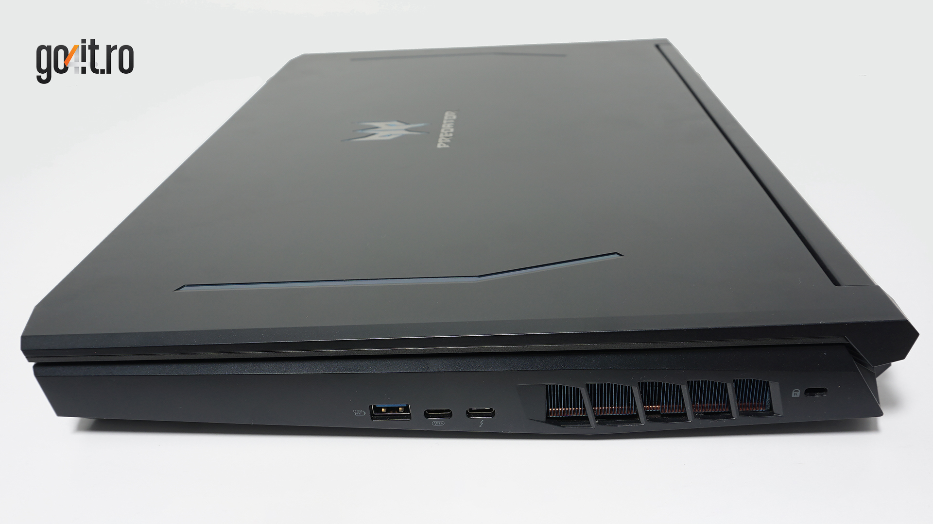 Acer Predator Helios 700