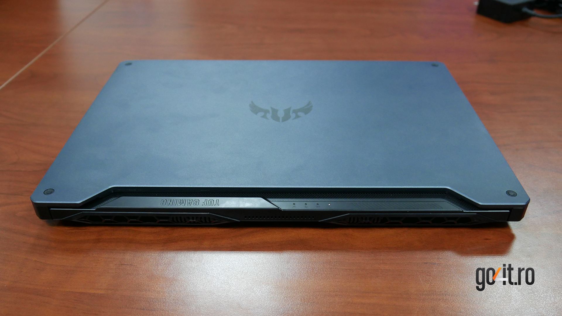 ASUS TUF FA506