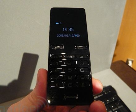 Handset-ul Bluetooth compatibil cu Willcom D4