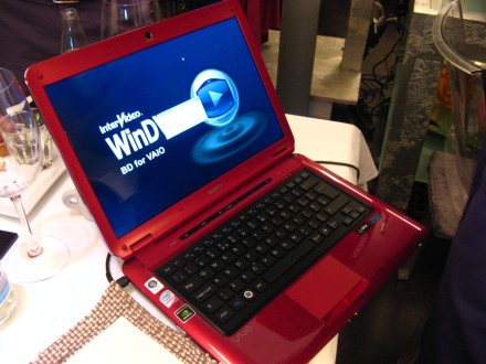 Sony VAIO CS11 este bazat pe platforma Centrino 2 de la Intel