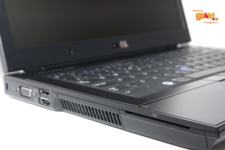 Dell Latitude E6400 - conectori