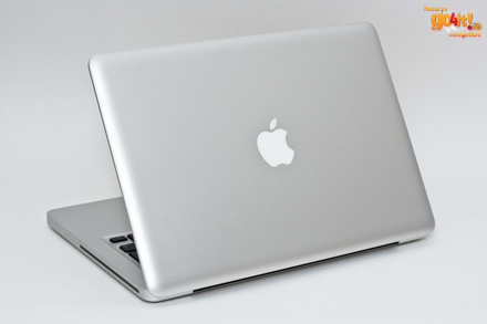 Apple MacBook