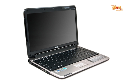 Acer Aspire One 751h cu ecran de 11.6
