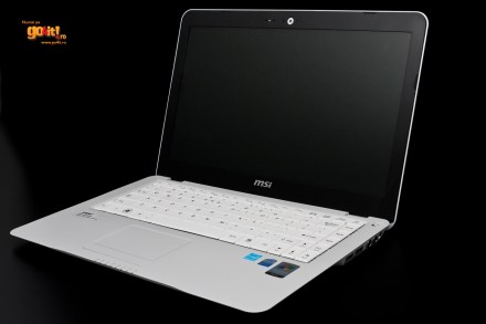 În final MSI X320 este un netbook subţire şi scump