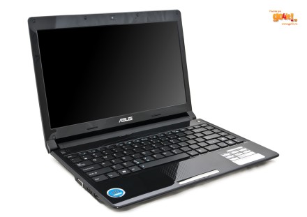 Asus UL30 - ultra-portabil, subţire, uşor şi lucios