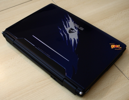 Asus G60 din seria Republic of Gamers