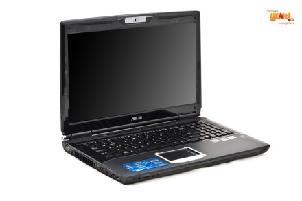 Asus G60 - primul laptop cu Intel Core i7 din România