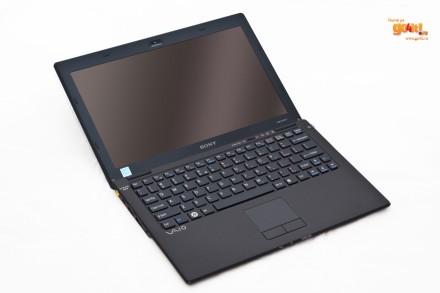 Sony VAIO X - foarte subţire şi cel mai uşor