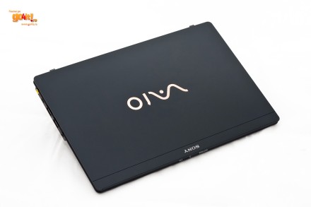 Sony VAIO X - 6.400 de lei pentru un ultra-portabil exclusivist