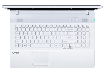 Sony VAIO E de 17.3” - cu tastatură integrală