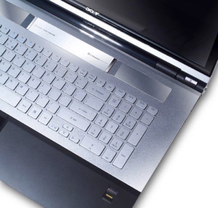 Acer Aspire Ethos 8943G - tastatura superbă Acer Aspire Ethos 8943G - tastatura superbă