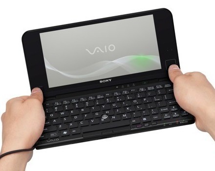 Sony VAIO P are acum touchpad şi butoane lângă ecran Sony VAIO P are acum touchpad şi butoane lângă ecran