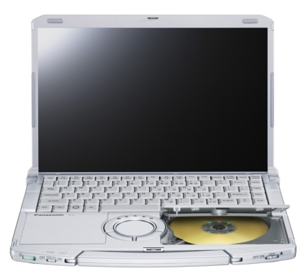 Panasonic F9 - 14.1” diagonala ecranului şi 1,63 kg greutate