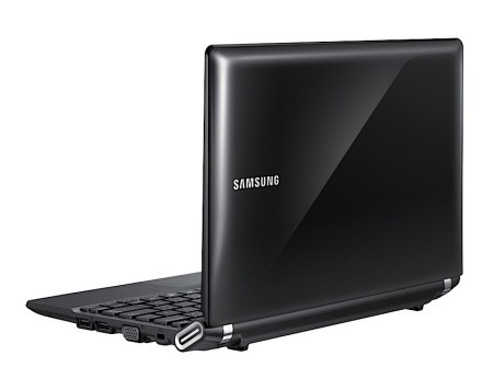 Samsung N230 cu tastatură chiclet şi ecran cu filtru mat Samsung N230 cu tastatură chiclet şi ecran cu filtru mat
