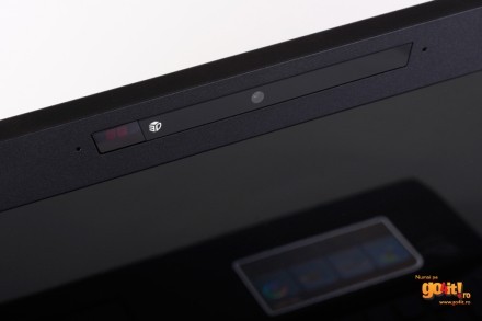 Modulul de sincronizare pentru ochelarii Nvidia 3D Vision