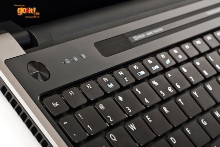 Acer Aspire TimelineX 5820TG - tastatura consacrată