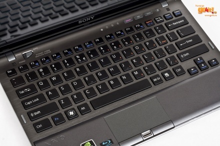 Sony VAIO Z - tastatura excelentă a ultra-portabilului