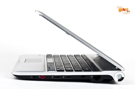 Sony VAIO YB - liniile clasice VAIO