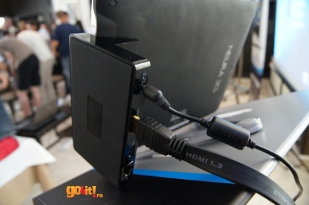 Evolio Neura - dock-ul tabletei