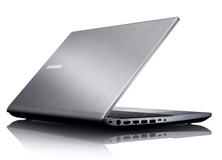 Samsung Seria 7 Chronos, cu carcasă din aluminiu