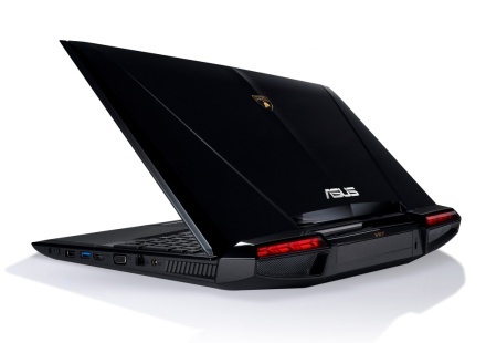 Asus Lamborghini VX7 - un bolid portabil